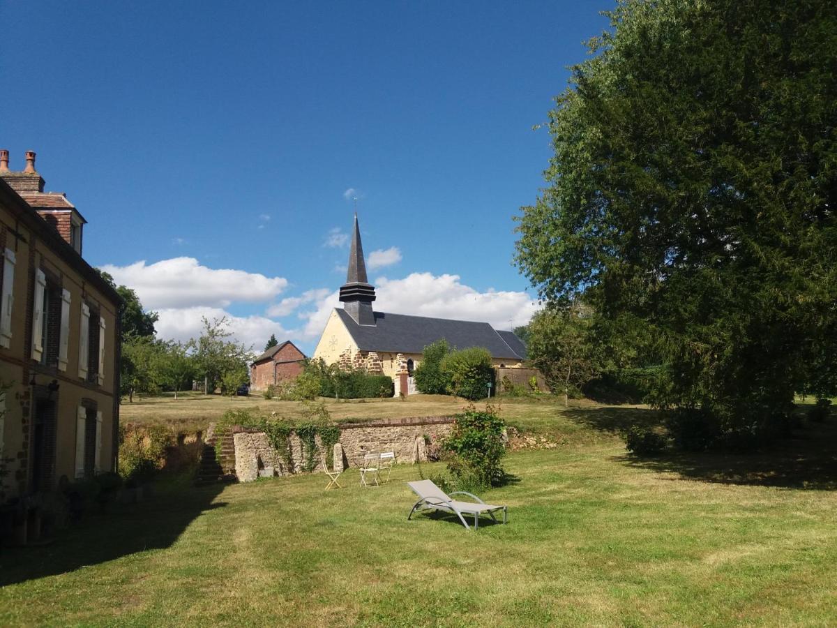 Presbytere De Bonsmoulins Exterior foto